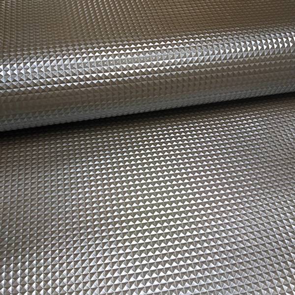Bilde av Imitert skinn metallic - 8 mm pyramider - sølv