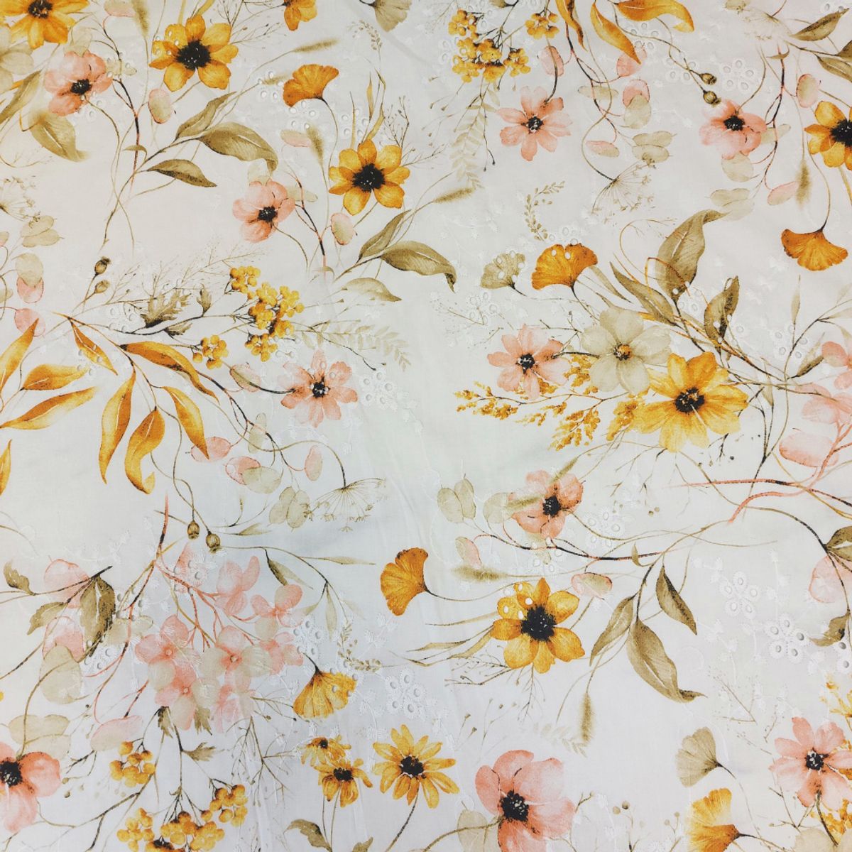 Bomullsvoile, brodert - blomster