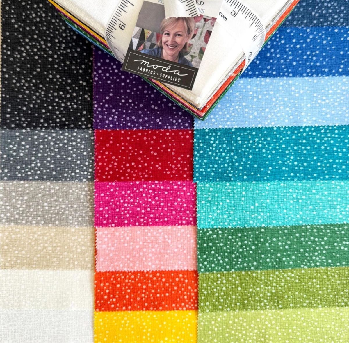 Charm Pack - Dotty Thatched