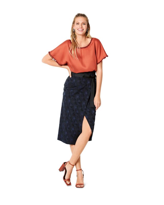 6204 - Burda - shirt i forskjellige lengder
